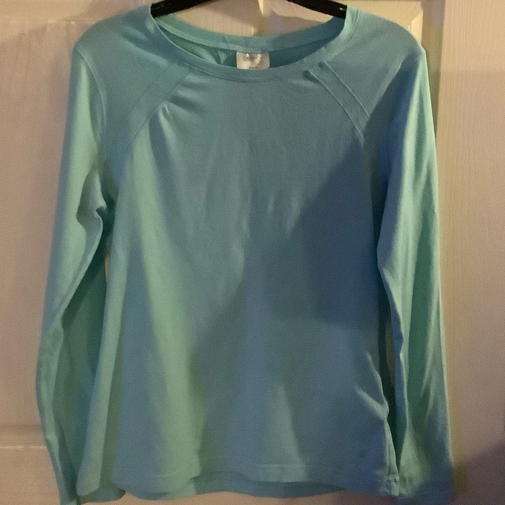 DANSKIN NOW long sleeved T-shirt in Teal Luster, size Medium (8-10)